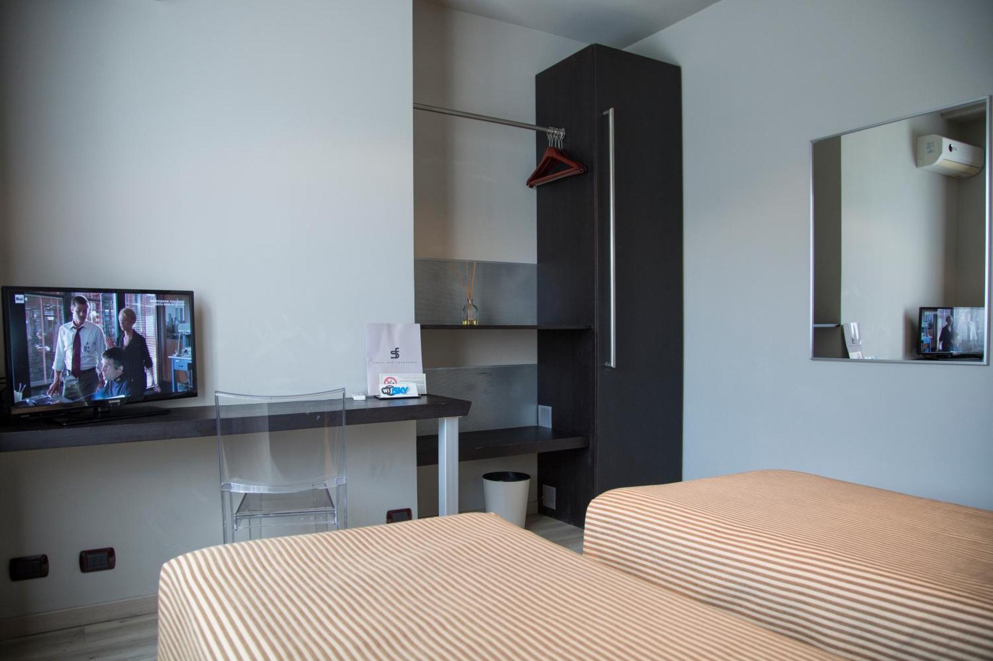 Hotel San Francesco 博尔戈马内罗 外观 照片
